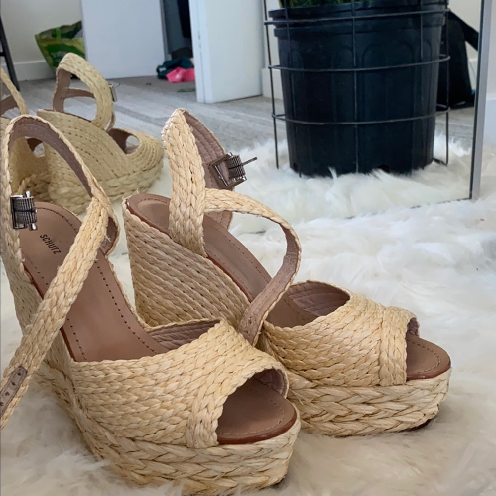 Schutz wedges